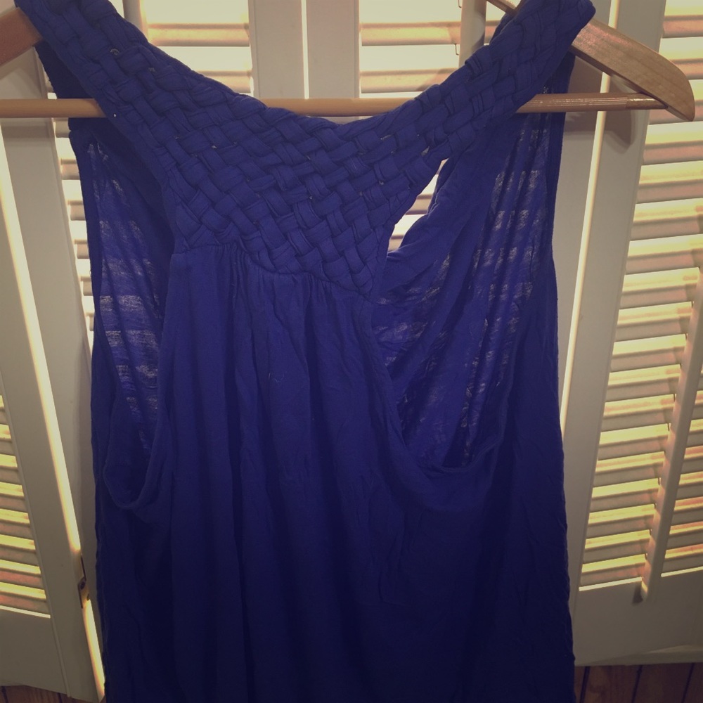 blue mossimo tank top with woven back detail💙